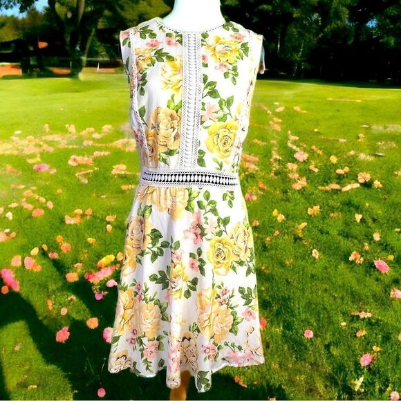 NWT Disney Princess Dress (XL) - Picture 1 of 3